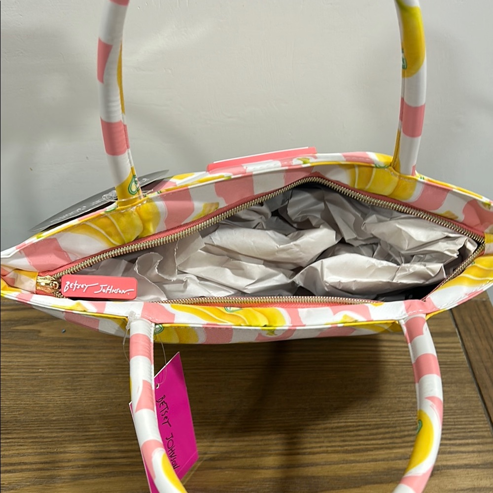 Betsey Johnson, Insulated Pink and Yellow Banana Print Lunch Tote Bag - Picture 8 of 8